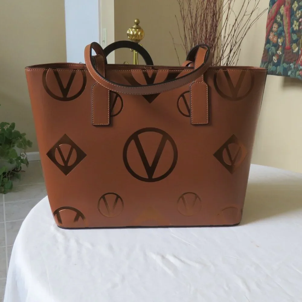 Valentino Large leather Tote NWT